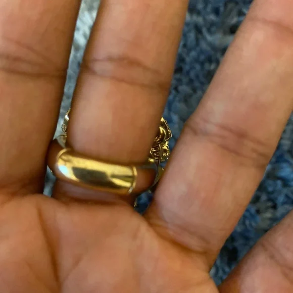 Ring - Picture 5 of 5